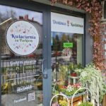 Dostawa kwiatów – Kwiaciarnia za Parkiem